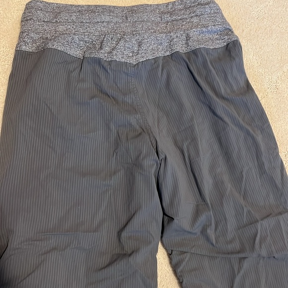 EUC LULULEMON/IVIVVA PANTS - Picture 5 of 5